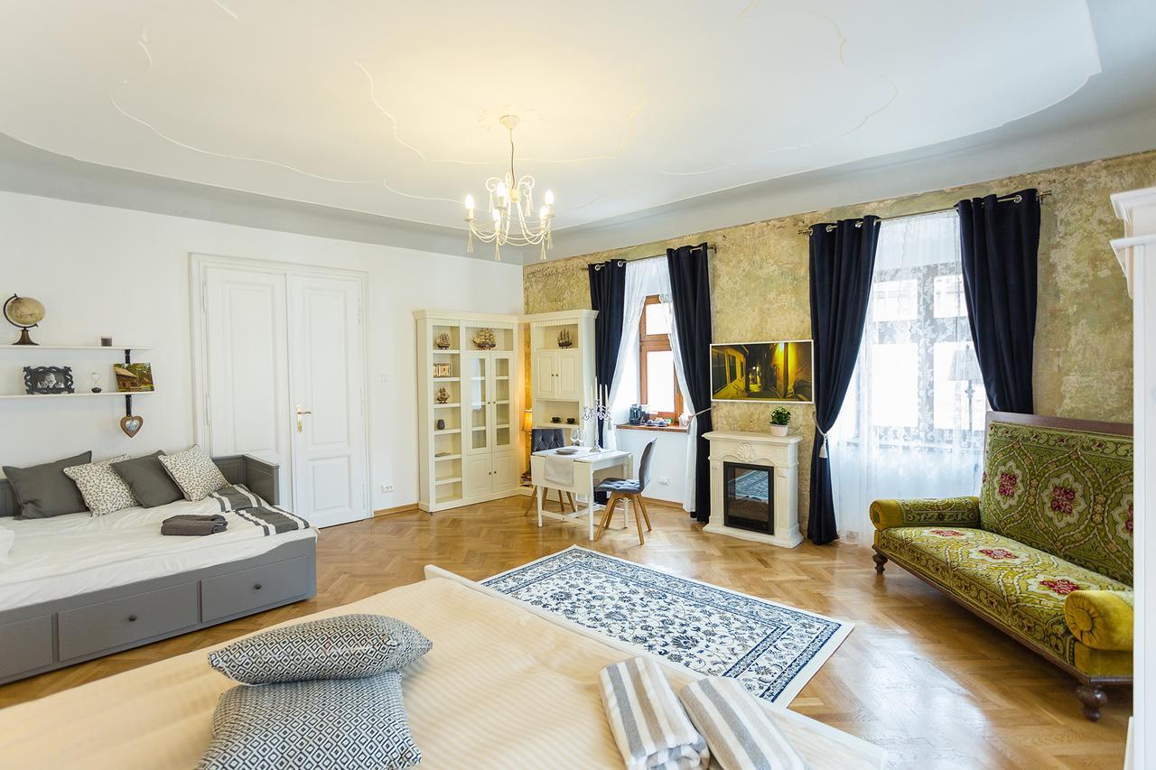 Appartement Crown Jewels Centre Sibiu Extérieur photo