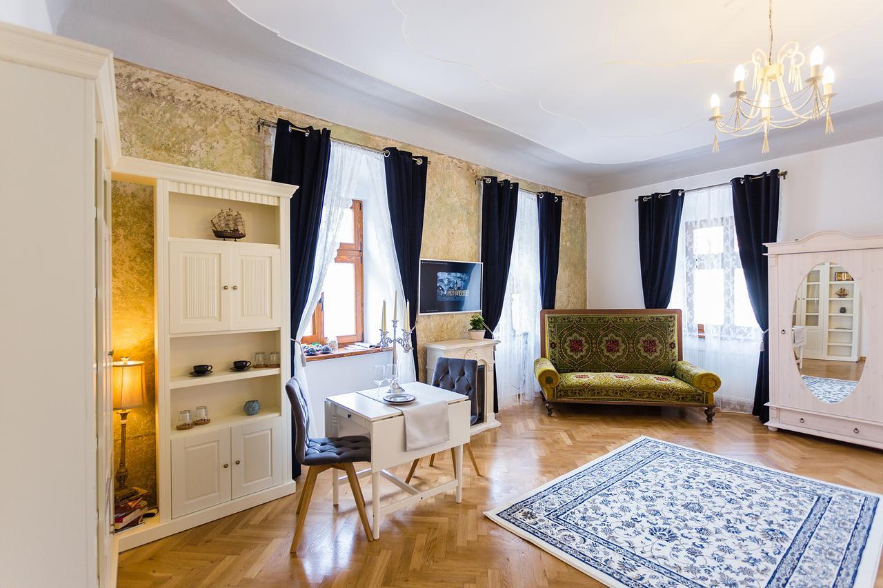 Appartement Crown Jewels Centre Sibiu Extérieur photo
